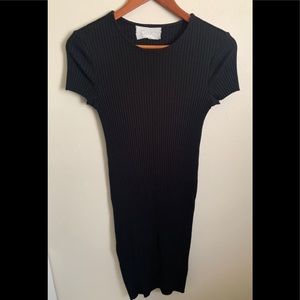 🚨SOLD🚨CALE Sweater dress(heavy quality fabric)